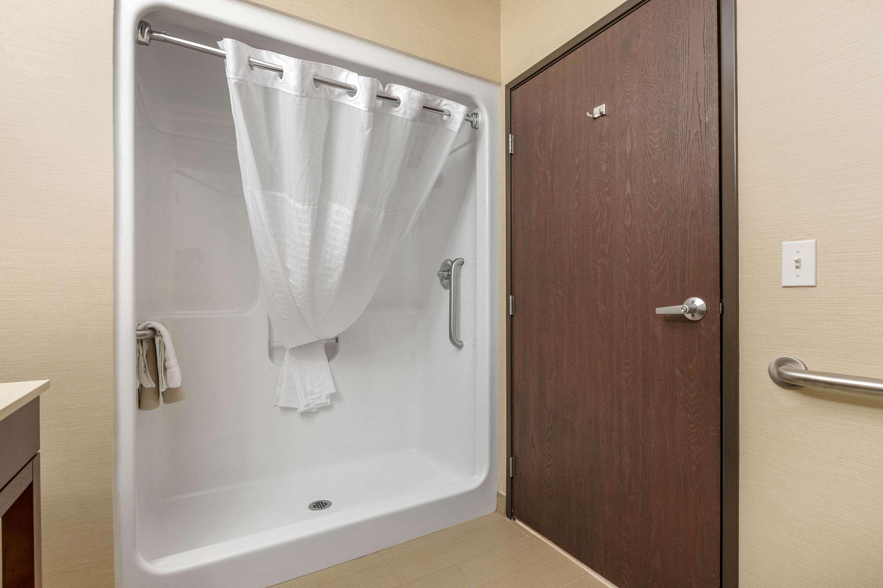 Comfort Suites Cedar Falls Exteriér fotografie