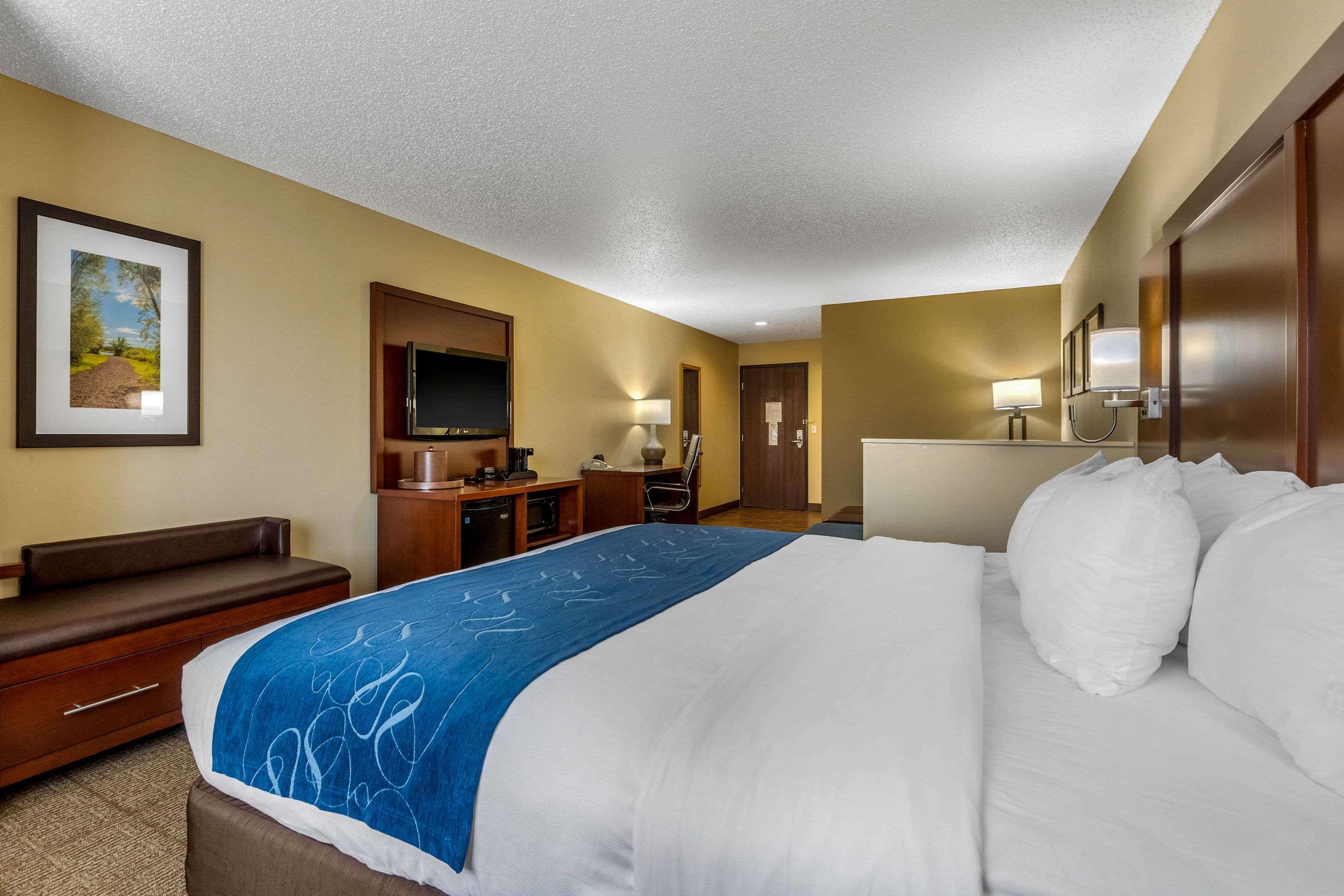 Comfort Suites Cedar Falls Exteriér fotografie