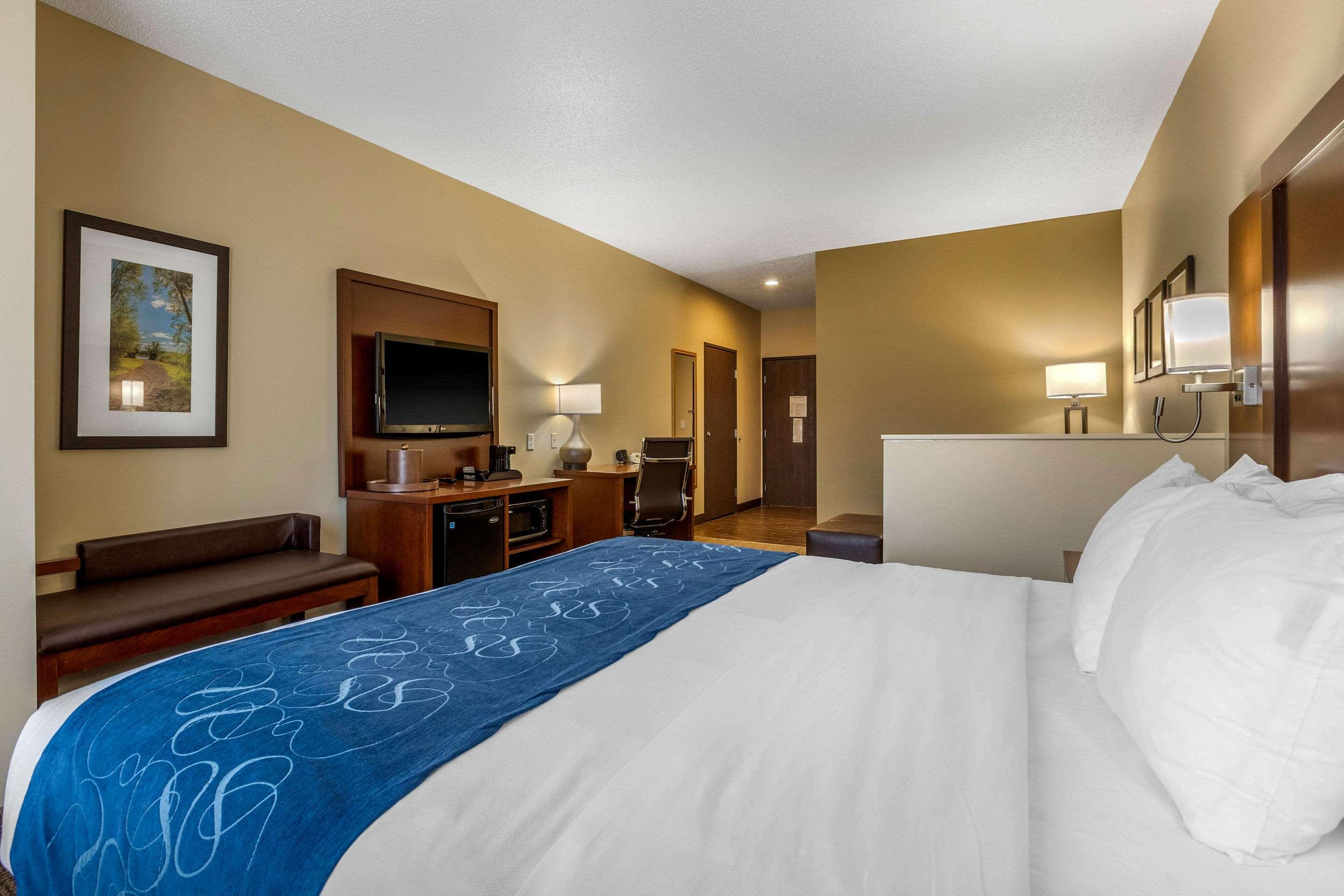 Comfort Suites Cedar Falls Exteriér fotografie