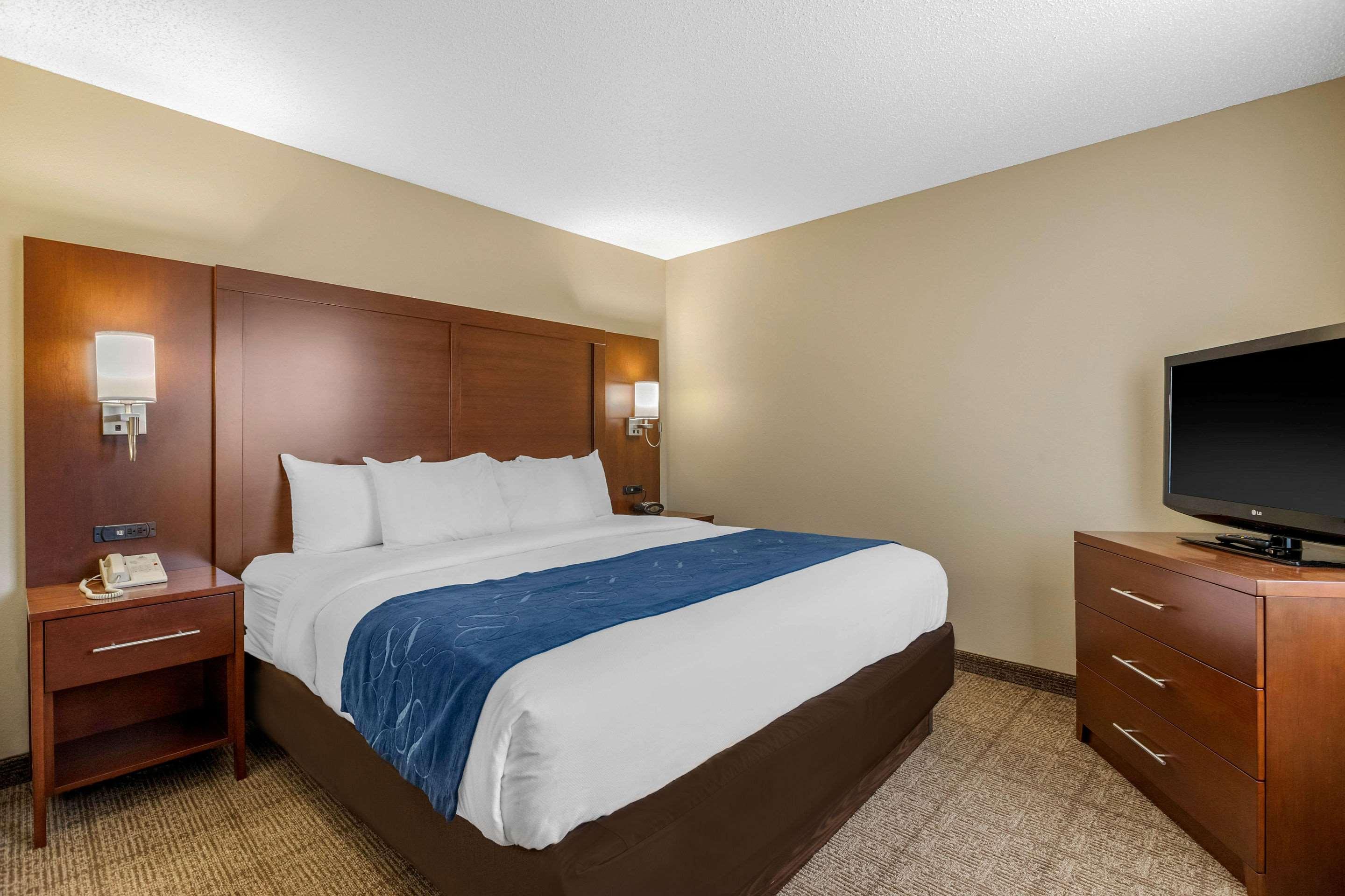 Comfort Suites Cedar Falls Exteriér fotografie