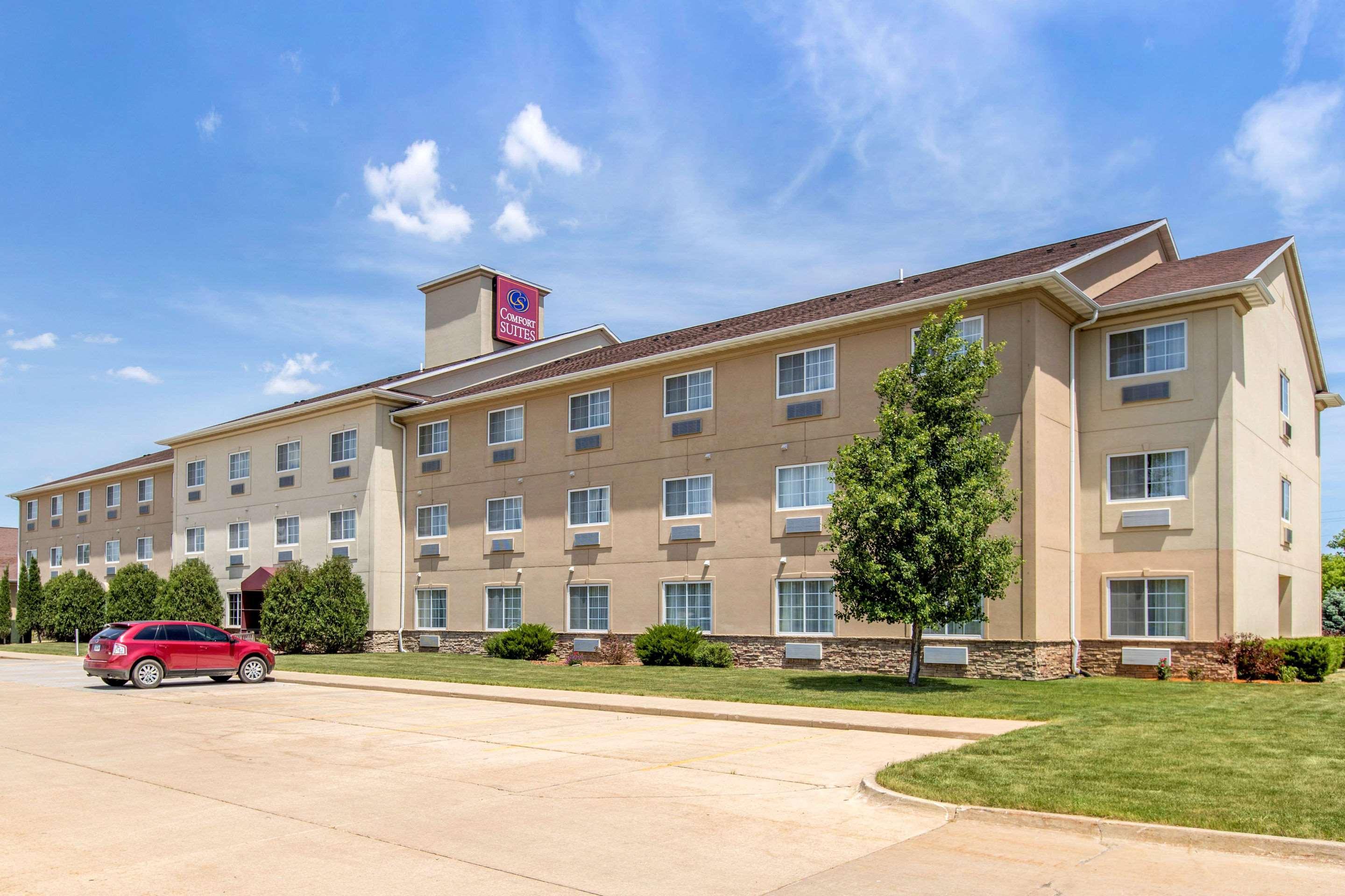 Comfort Suites Cedar Falls Exteriér fotografie