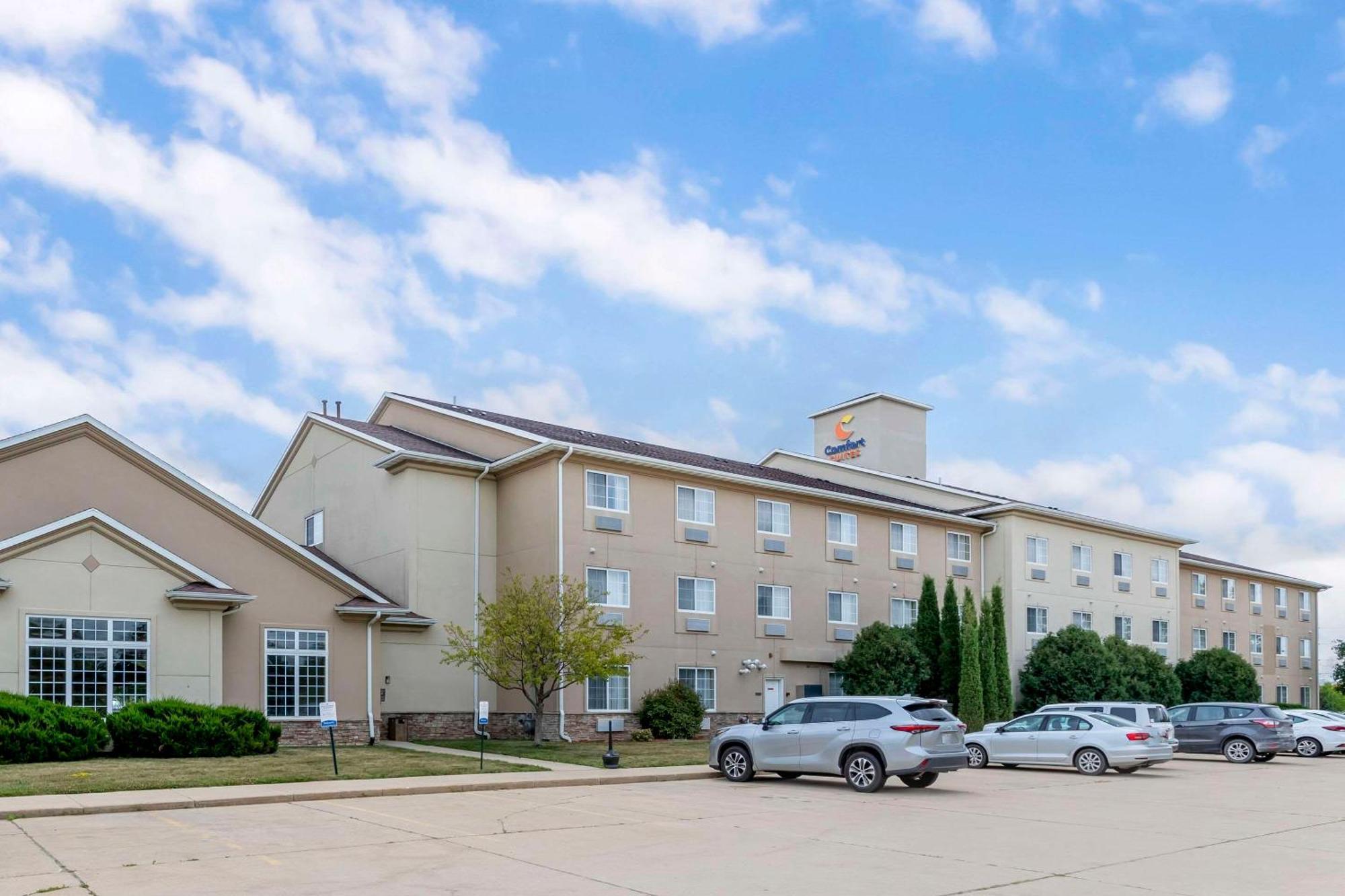 Comfort Suites Cedar Falls Exteriér fotografie