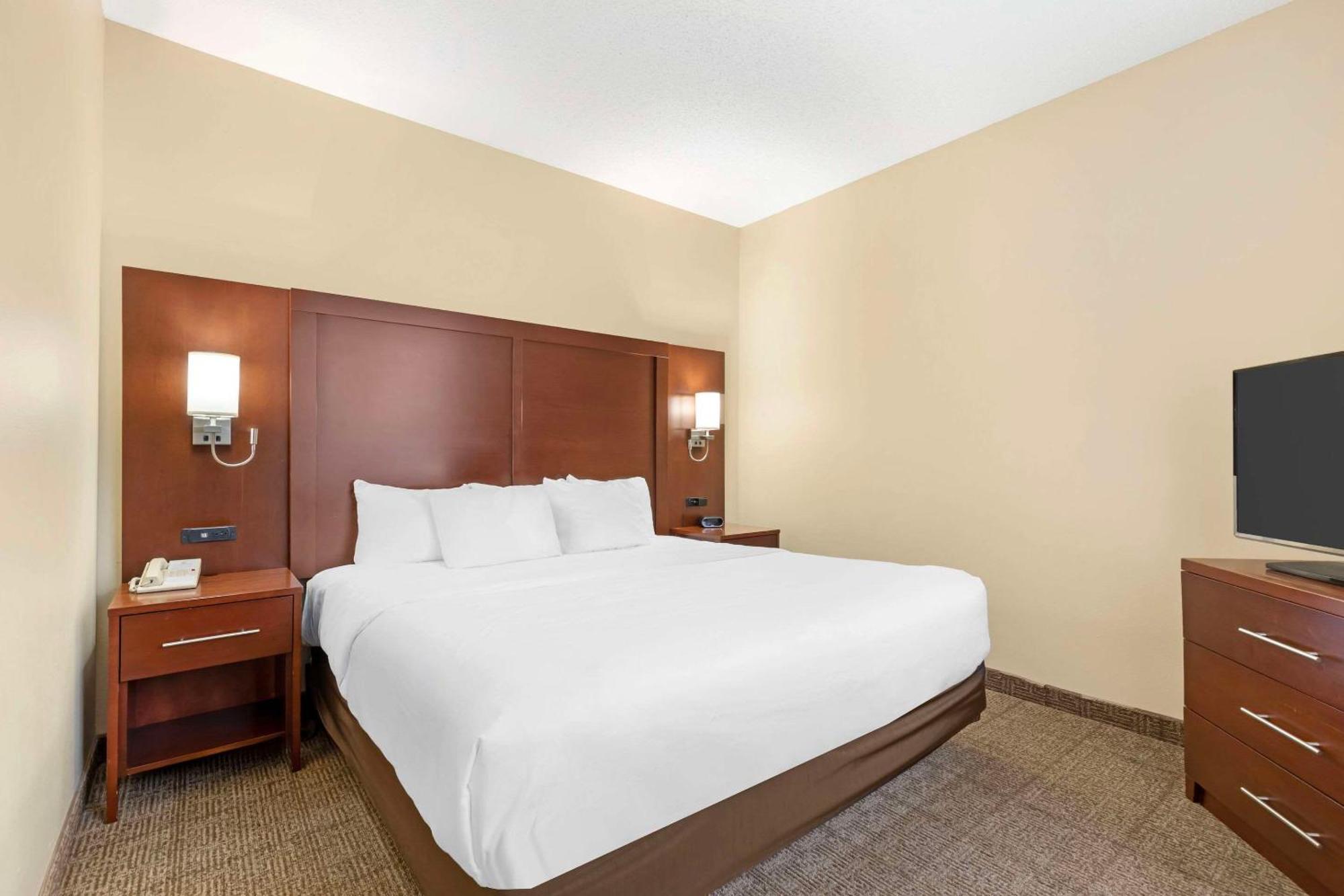 Comfort Suites Cedar Falls Exteriér fotografie