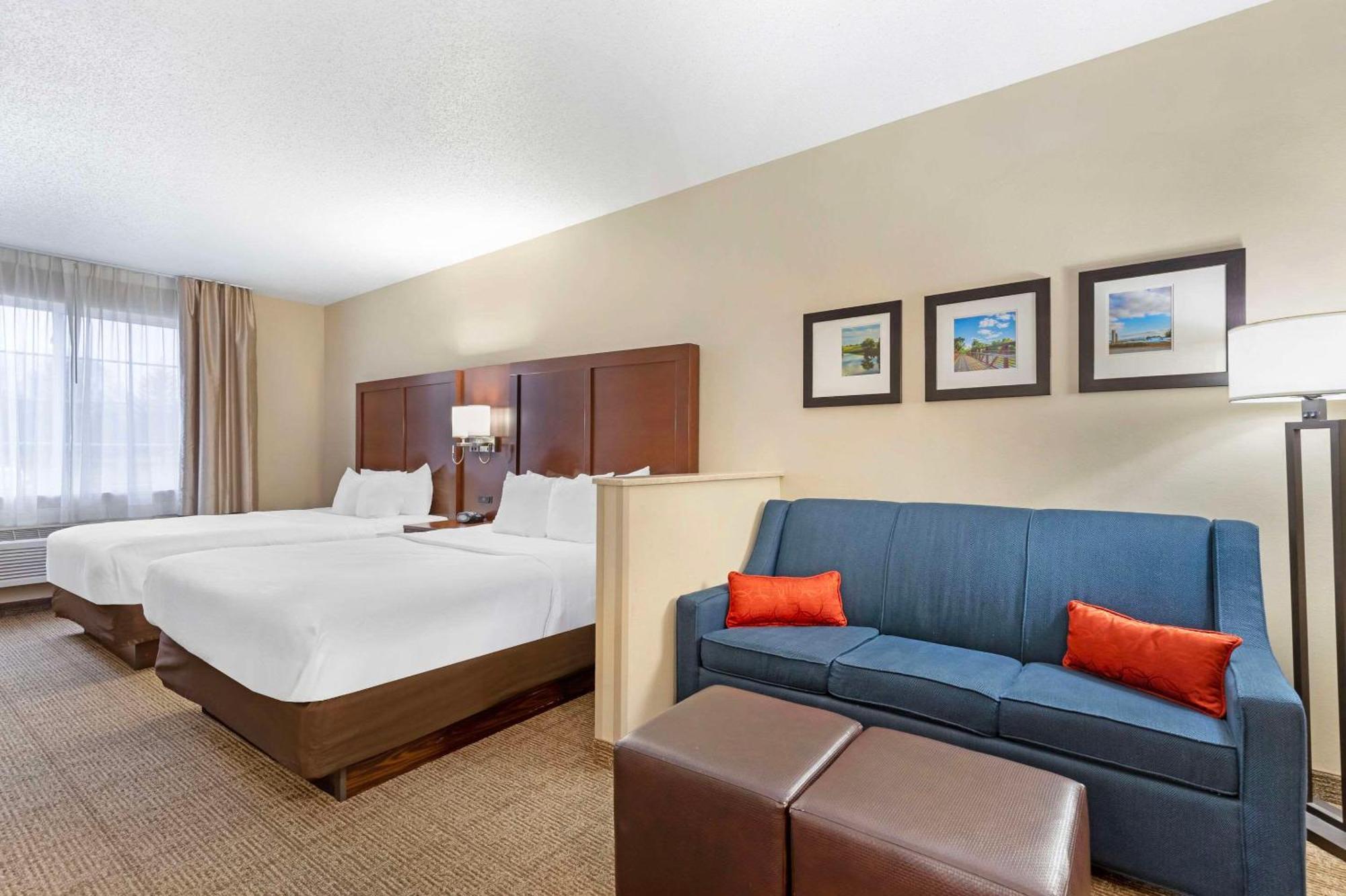 Comfort Suites Cedar Falls Exteriér fotografie